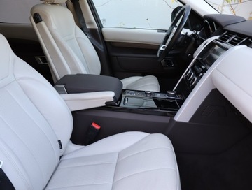 Land Rover Discovery V Terenowy 2.0 SD4 240KM 2017 Land Rover Discovery 2.0 Sd4, Salon Polska, zdjęcie 8