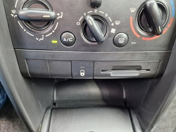 Peugeot 207 Hatchback 5d 1.4 VTi 95KM 2009 Peugeot 207 1.4 Benzyna 95 KM, Klimatyzacja,, zdjęcie 15