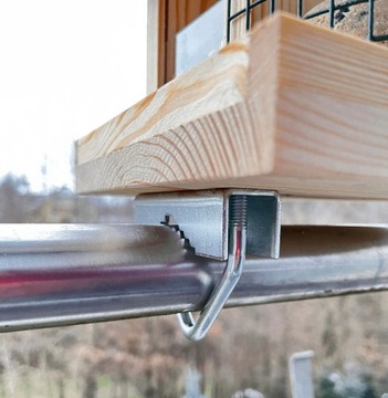 Кормушка для птиц + балконный держатель - ПРОИЗВОДИТЕЛЬ