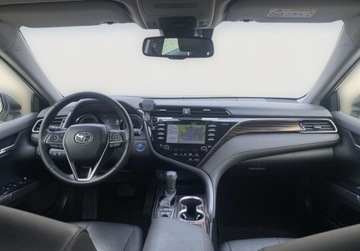 Toyota Camry IX Sedan 2.5 Hybrid Dynamic Force 218KM 2019 Toyota Camry 2.5 Hybrid Executive CVT Salon PL ASO Vat marza Toyota Le, zdjęcie 3