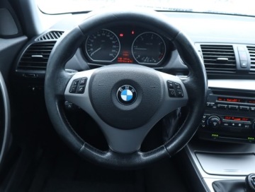 BMW Seria 1 E81/E87 Hatchback 5d E87 2.0 118d 122KM 2007 BMW 1 118d, Xenon, Klima, Klimatronic, Tempomat, zdjęcie 16