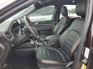 Ford Escape III 2023 Ford Escape St Line Elite 2023 2.0l 2.0 Benzyna 250KM, zdjęcie 7