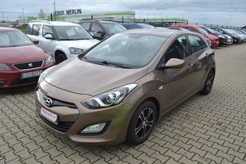 Hyundai i30 II Hatchback 3d 1.4 100KM 2013 Hyundai i30, z Niemiec, OPŁACONY, zdjęcie 2