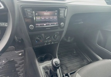 Skoda Rapid II Liftback Facelifting 1.0 TSI 110KM 2018 Skoda RAPID 1.0 TSI 110 KM 6 bieg.manual. Ambition Benzyna 110KM, zdjęcie 17