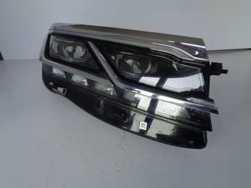 SVĚTLO PRAVÁ VW TOUAREG III 760 18- FULL LED