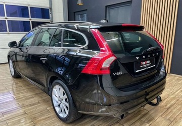 Volvo V60 I Kombi Facelifting 2.0 T3 DRIVE-E 152KM 2016 Volvo V60 T3 152KM SKORA BEZWYPADKOWY navi MANUAL gwarancja 2.0, zdjęcie 9