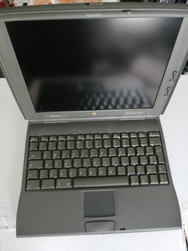 Retro laptop Apple Macintosh PowerBook 1400CS