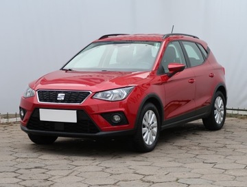 Seat Arona Crossover 1.0 EcoTSI 95KM 2021 Seat Arona 1.0 TSI, Salon Polska, Serwis ASO, zdjęcie 1