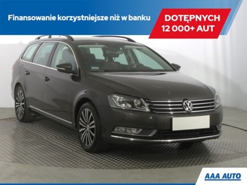 Volkswagen Passat B7 Variant 1.4 TSI BlueMotion 160KM 2012 VW Passat 1.4 TSI, Salon Polska, Navi, Xenon