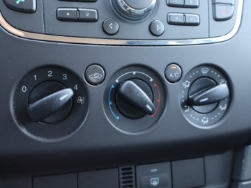 Ford Focus II Kombi 1.6 Duratec 100KM 2007 Ford Focus 1.6 16V, Salon Polska, Klima, zdjęcie 11