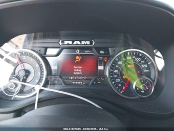  RAM 1500 2021r., Lone Star, od ubezpieczalni 5.7 Benzyna 395KM, zdjęcie 10