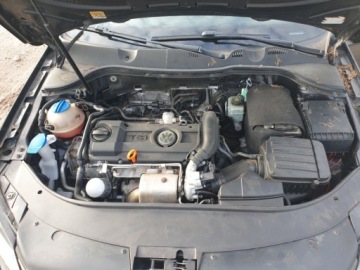 Volkswagen Passat B7 Limousine 1.4 TSI 122KM 2011 Volkswagen Passat Volkswagen Passat 1.4 benzyna 2011r 1.4 Benzyna 122KM, zdjęcie 14