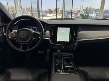 Volvo V90 II Plug-In Facelifting 2.0 T8 Plug-In Hybrid 391KM 2021 Volvo V90 T8 AWD Plug-In Hybrid R-Design HUD ACC Bowers Wilkins 2.0, zdjęcie 13