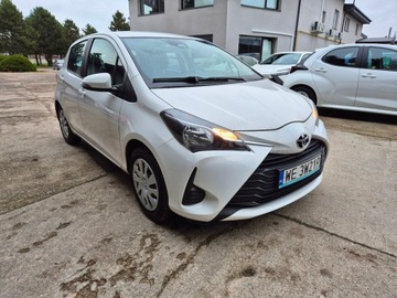 Toyota Yaris III Hatchback 5d Facelifting 2017 1.0 VVT-i 72KM 2020 Toyota Yaris III (2011-2019) 1.0 Active Instalacj, zdjęcie 3