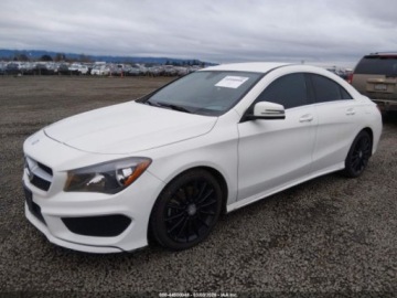 Mercedes CLA C117 2016 Mercedes-Benz CLA 250 2016 2.0 Benzyna 208KM, zdjęcie 1