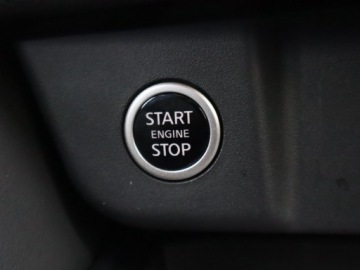 Nissan Qashqai III Crossover 1.3 DIG-T MHEV 158KM 2023 Nissan Qashqai 1.3 DIG-T MHEV, Salon Polska, zdjęcie 15