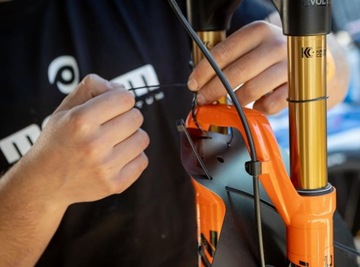 ВЕЛОСИПЕДНОЕ КРЫЛО ПЕРЕДНЕЕ ЗАДНЕЕ MTB MOMUM КОМПЛЕКТ