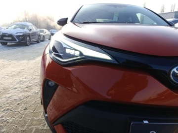 Toyota C-HR I Crossover Facelifting 2.0 Hybrid Dynamic Force 184KM 2020 Toyota C-HR 2.0 Hybrid Selection Toyota C-HR 2.0, zdjęcie 9