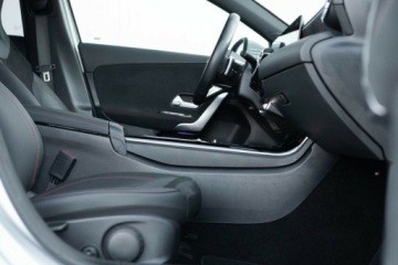 Mercedes Klasa A W177/V177 Hatchback Facelifting 1.3 200 163KM 2024 Mercedes-Benz Klasa A A200 AMG Line Salon Polska Gwarancja Autotrade Me, zdjęcie 25