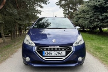Peugeot 208 I GTi 1.6 THP 200KM 2014 Peugeot 208 Peugeot 208 GTI 200 THP 1.6 Benzyna 200KM, zdjęcie 2