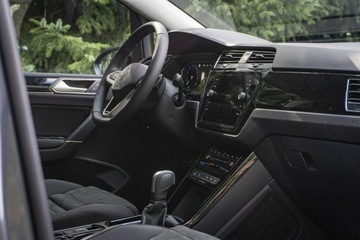 Volkswagen Touran III 1.5 TSI EVO 150KM 2025 Volkswagen Touran Highline 1.5 TSI EVO 150 KM DSG, zdjęcie 19