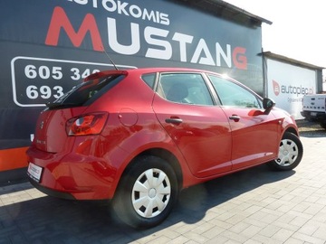 Seat Ibiza IV Hatchback 5d Facelifting 1.2 70KM 2014 Seat Ibiza 1.2 Benzynka, zdjęcie 3