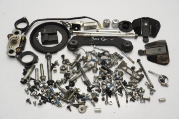 SUZUKI SFV 650 GLADIUS 09-16 БОЛТЫ ВИНТЫ