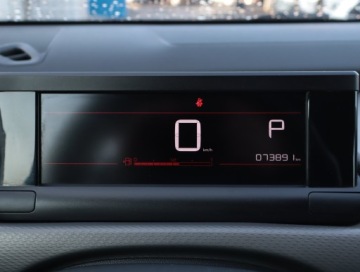 Citroen C4 Cactus Crossover Facelifting 1.2 PureTech 110KM 2018 Citroen C4 Cactus 1.2 PureTech, Salon Polska, zdjęcie 10