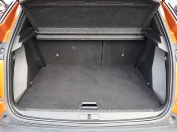 Peugeot 2008 II SUV 1.2 PureTech 130KM 2021 Peugeot 2008 1.2 PureTech, Salon Polska, zdjęcie 13