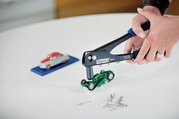 RAPID 5000523 РУЧНОЙ ЗАКЛЕПОЧНИК RP10 + 100 ЗАКЛЕПОК