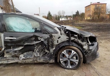 Nissan Leaf II Hatchback Elektryczny 40kWh 150KM 2020 Nissan Leaf Okazja Elektryczny 150KM, zdjęcie 18