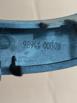 NISSAN JUKE I F15 FACELIFT RÁMEČEK CHRÓM MĚCH VOLIČE ŘAZENÍ