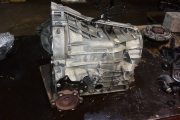 ВАЛ КОРПУСА КОРОБКИ КПП PORSCHE MACAN STRONIC DL501 0B5 95B