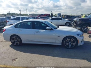BMW Seria 3 G20-G21 2023 BMW Seria 3 330E 2023 2.0l 2.0 Hybryda 180KM, zdjęcie 6