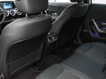 Mercedes Klasa A W177/V177 Sedan Facelifting 2.0 200d 150KM 2023 Mercedes A 200 GD8K604#200 d Progressive 8G-DCT, zdjęcie 21