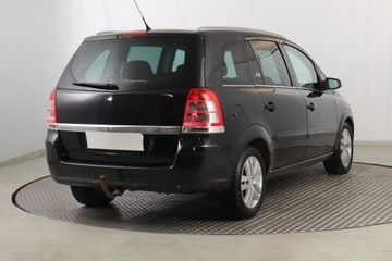 Opel Zafira B 1.7 CDTI ecoFLEX 125KM 2010 Opel Zafira 1.7 CDTI, 7 miejsc, HAK, Klima, zdjęcie 4