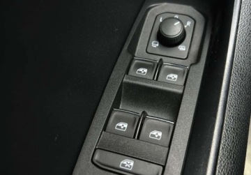 Skoda Karoq Crossover 1.6 TDI 115KM 2019 Skoda Karoq 1.6 TDI DSG GWARANCJA zarejestrowana BEZWYPADKOWA tempomat, zdjęcie 35