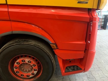PRAWE PRZEDŁUŻENIE DRZWI MERCEDES ACTROS MP4 MP 4