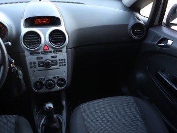 Opel Corsa D Hatchback 5d Facelifting 1.2 Twinport ECOTEC 70KM 2012 Opel Corsa 1.2 , Klima, Parktronic, zdjęcie 7