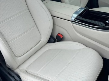 Mercedes GLC C254/X254 Coupe 2.0 200 204KM 2025 GLC Coupe 200 4-Matic Avantgarde 2.0 (204KM) 2025, zdjęcie 4