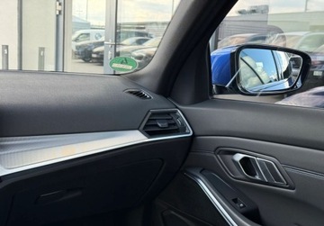 BMW Seria 3 G20-G21 Touring 2.0 320d 190KM 2023 BMW Seria 3 320d xDrive 190KM M Pakiet Gwarancja Podgrzewana kierownica VA, zdjęcie 17