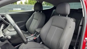 Opel Astra J Hatchback 5d 1.4 Turbo ECOTEC 140KM 2012 Opel Astra GTC, Udok. przebieg GWARANCJA 1.4 Benzyna 140KM, zdjęcie 19