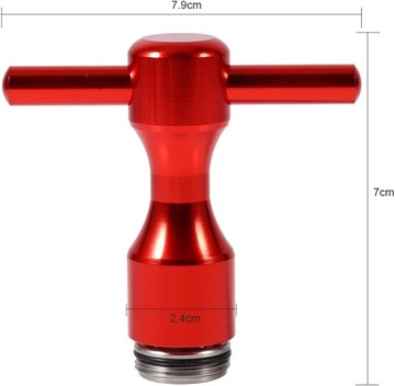 2 гири для клюшек для гольфа + красный гаечный ключ.
