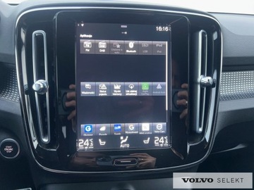 Volvo XC40 2021 Volvo XC 40 VOLVO XC40 B4 R-Design (197+14KM) Podg, zdjęcie 19