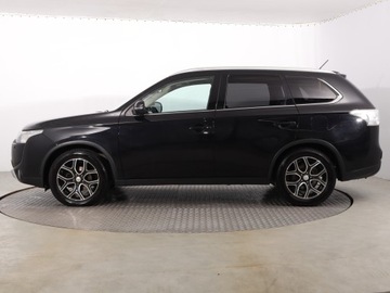 Mitsubishi Outlander III SUV Facelifting 2015 2.0 MIVEC 150KM 2015 Mitsubishi Outlander 2.0, Salon Polska, GAZ, 4X4, zdjęcie 2