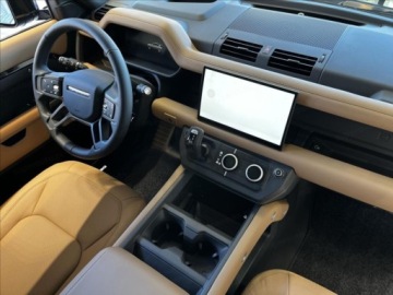 Land Rover Defender IV (L663) Hard Top 90 3.0D R6 250KM 2025 Defender 110 D250 X-Dynamic HSE 3.0 (250KM) 2025, zdjęcie 9