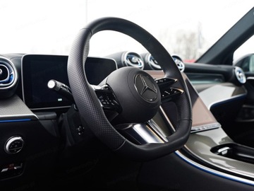 Mercedes GLC C254/X254 2025 MERCEDES-BENZ GLC 300 e 4-Matic AMG Line 2.0 (360KM) 2025, zdjęcie 8