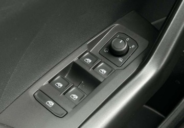 Volkswagen T-Cross SUV 1.0 TSI 110KM 2021 Volkswagen T-Cross Life Pakiet Business, Ogranicznik predkosci, Salon Pols, zdjęcie 18