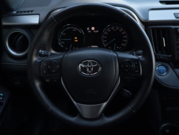 Toyota RAV4 IV MPV Facelifting 2.5 Hybrid 197KM 2017 Toyota RAV 4 2.5 Hybrid, Salon Polska, Automat, zdjęcie 16