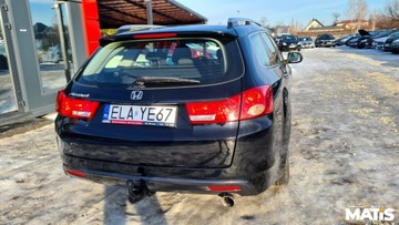 Honda Accord VIII Kombi 2.0 VTEC 156KM 2009 Honda Accord 2.0BENZ Automat climatronic 100 bezwypadek tempomat 2.0 156KM, zdjęcie 8